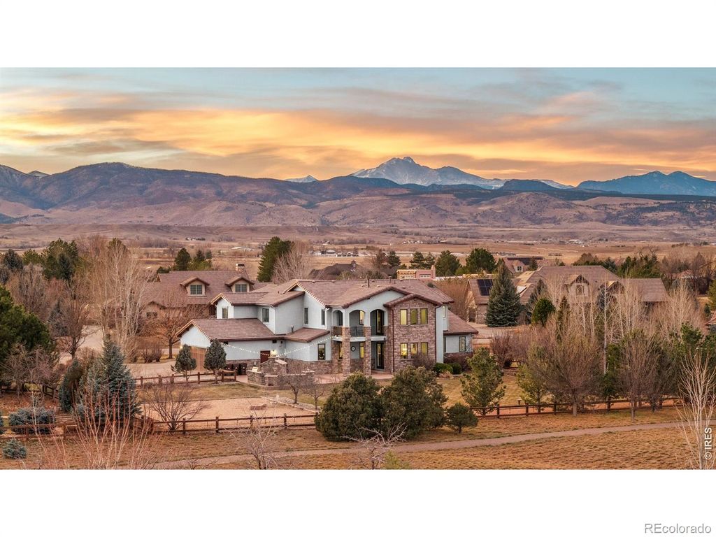 8712 Portico Lane, Longmont, CO 80503