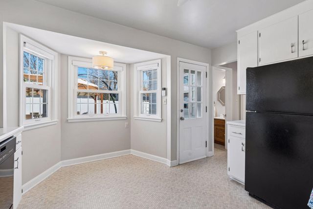 1389 Hoyt Avenue W, Falcon Heights, MN 55108