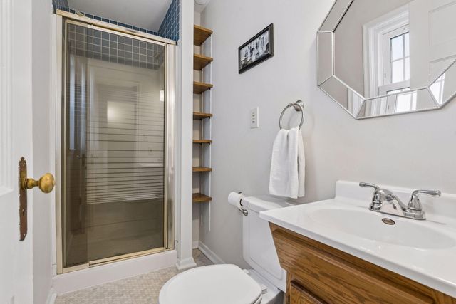 1389 Hoyt Avenue W, Falcon Heights, MN 55108