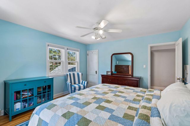 1389 Hoyt Avenue W, Falcon Heights, MN 55108