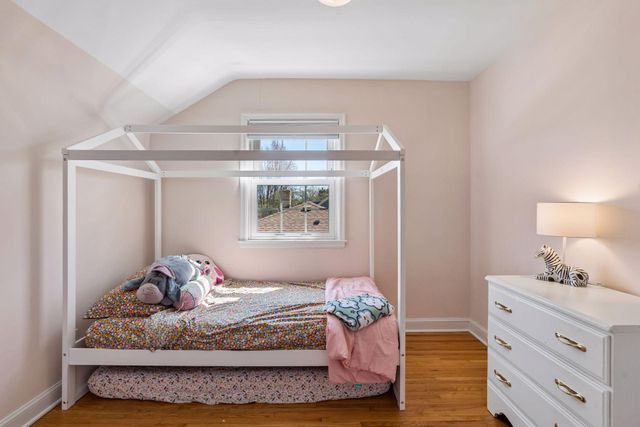 1389 Hoyt Avenue W, Falcon Heights, MN 55108