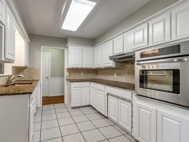 2920 N Alexander Lane, Bethany, OK 73008