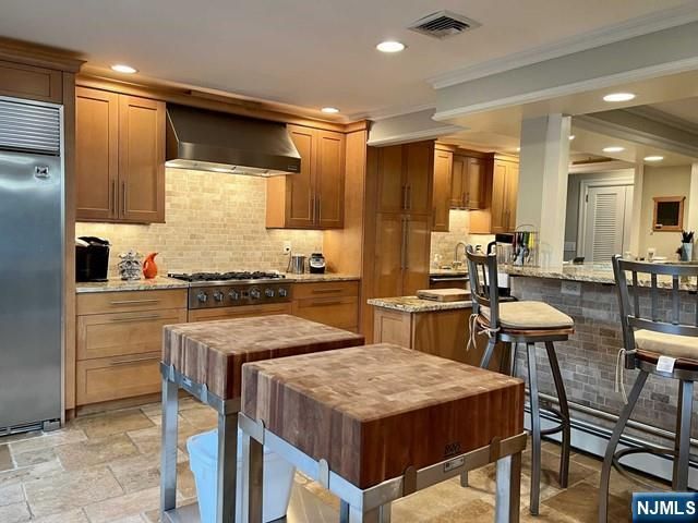 132 Lakeshore Drive, Oakland, NJ 07436