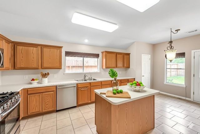 1602 Rustic Hollow Lane, Katy, TX 77450