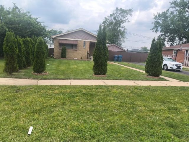 866 Greenbay Avenue, Calumet City, IL 60409