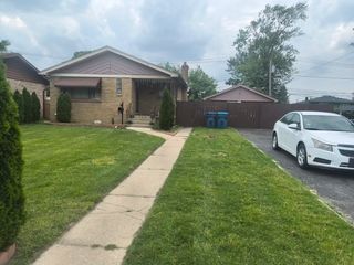 866 Greenbay Avenue, Calumet City, IL 60409