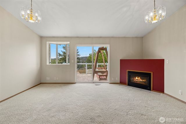 660 Cranberry Drive, Oak Harbor, WA 98277