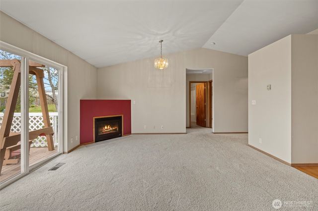660 Cranberry Drive, Oak Harbor, WA 98277