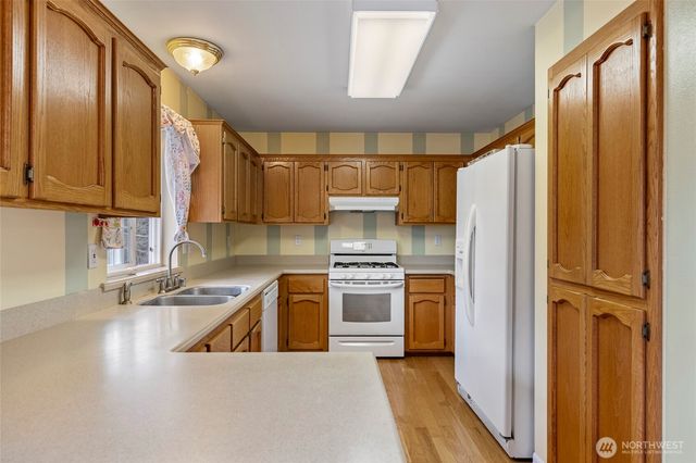 660 Cranberry Drive, Oak Harbor, WA 98277