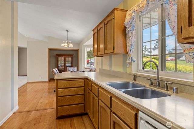 660 Cranberry Drive, Oak Harbor, WA 98277