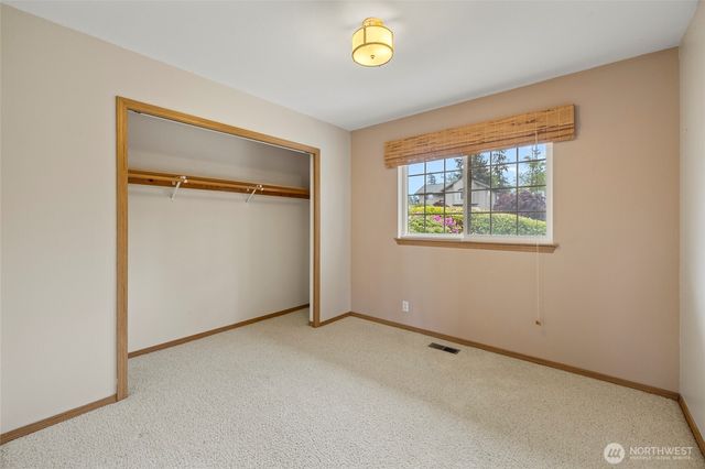 660 Cranberry Drive, Oak Harbor, WA 98277