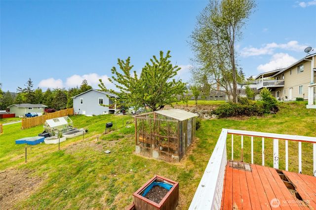 660 Cranberry Drive, Oak Harbor, WA 98277