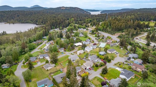 660 Cranberry Drive, Oak Harbor, WA 98277