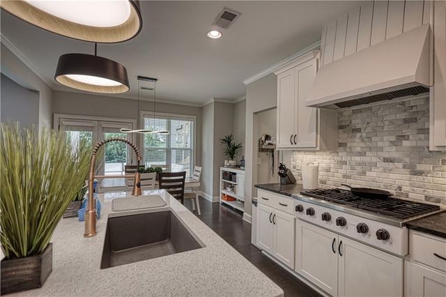 3458 Crayton Glen Way, Buford, GA 30519