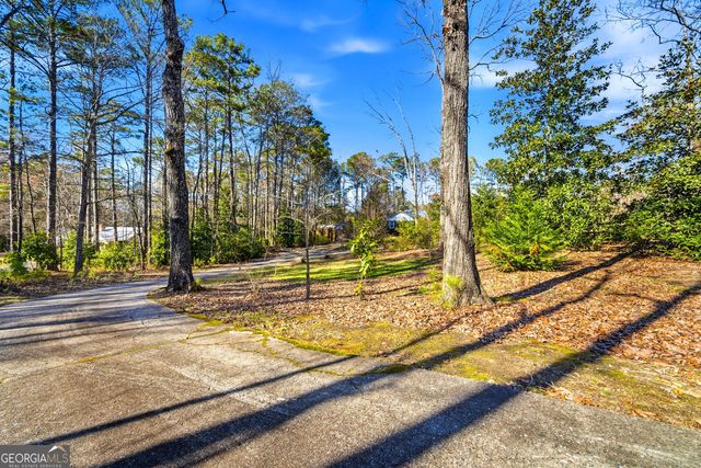 114 Sourwood Drive, Pine Mountain, GA 31822