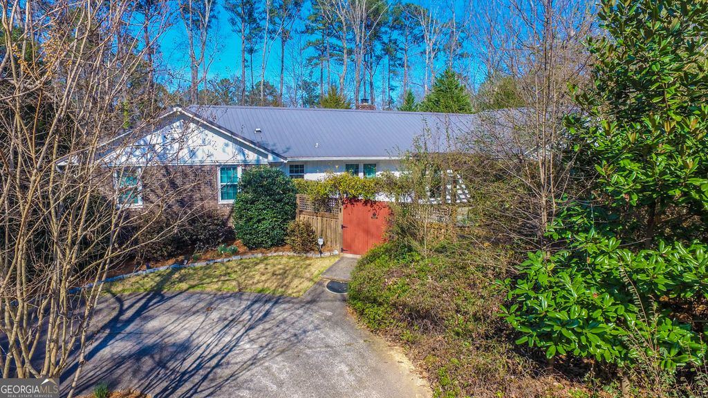 114 Sourwood Drive, Pine Mountain, GA 31822