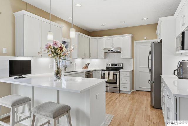 15411 Windsor Drive, Omaha, NE 68154