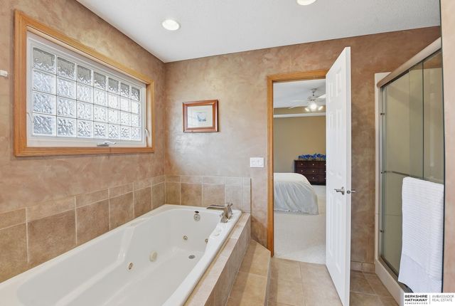 15411 Windsor Drive, Omaha, NE 68154