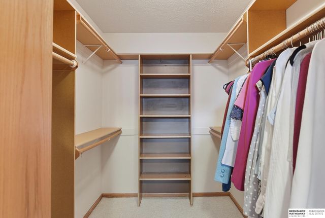 15411 Windsor Drive, Omaha, NE 68154