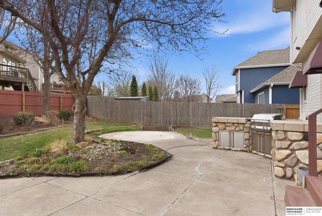 15411 Windsor Drive, Omaha, NE 68154