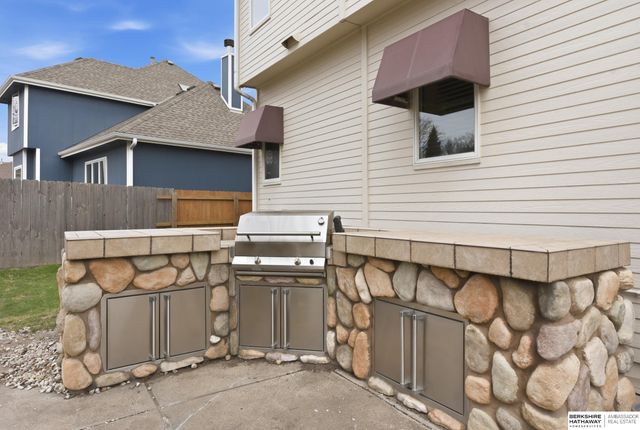 15411 Windsor Drive, Omaha, NE 68154