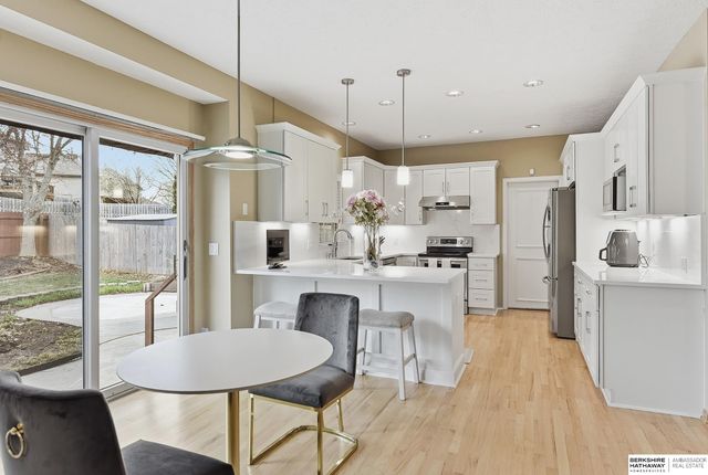 15411 Windsor Drive, Omaha, NE 68154