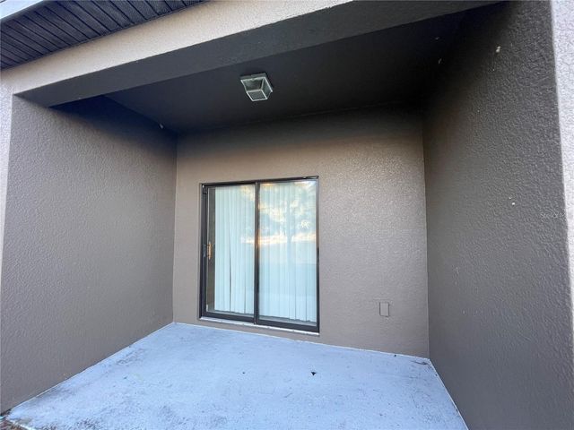 28536 TRANQUIL LAKE CIRCLE, Wesley Chapel, FL 33543