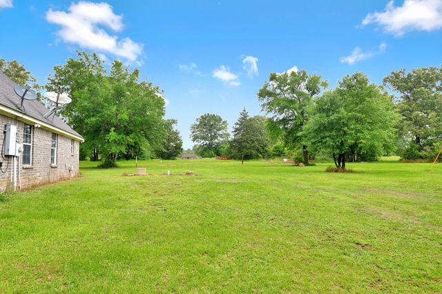 2406 CR 3107 SOUTH, Henderson, TX 75654