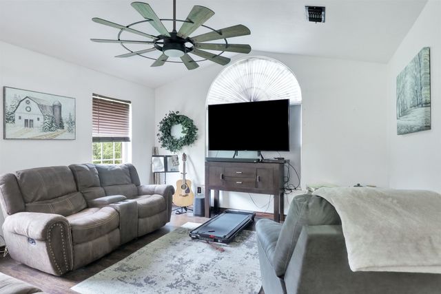 2406 CR 3107 SOUTH, Henderson, TX 75654