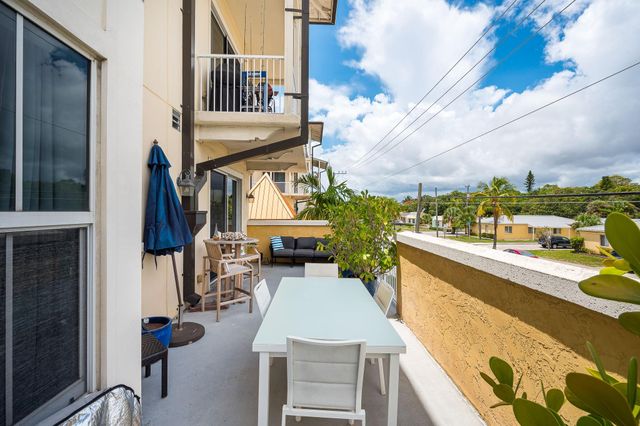 3960 N Flagler Dr 206, West Palm Beach, FL 33407