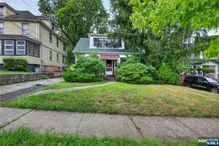 162 Bogert Street, Teaneck, NJ 07666