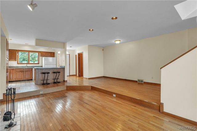 418 Lakefront Boulevard, Buffalo, NY 14202