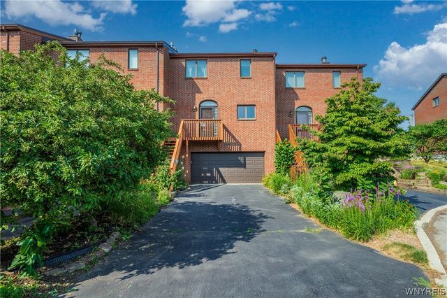 418 Lakefront Boulevard, Buffalo, NY 14202