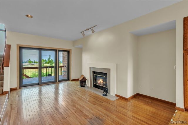 418 Lakefront Boulevard, Buffalo, NY 14202