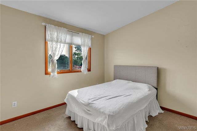 418 Lakefront Boulevard, Buffalo, NY 14202