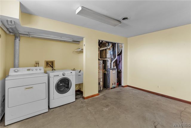 418 Lakefront Boulevard, Buffalo, NY 14202