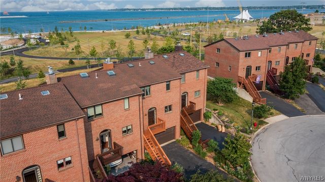 418 Lakefront Boulevard, Buffalo, NY 14202