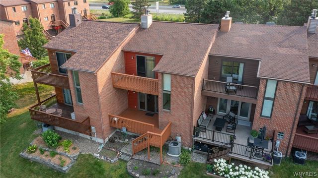 418 Lakefront Boulevard, Buffalo, NY 14202