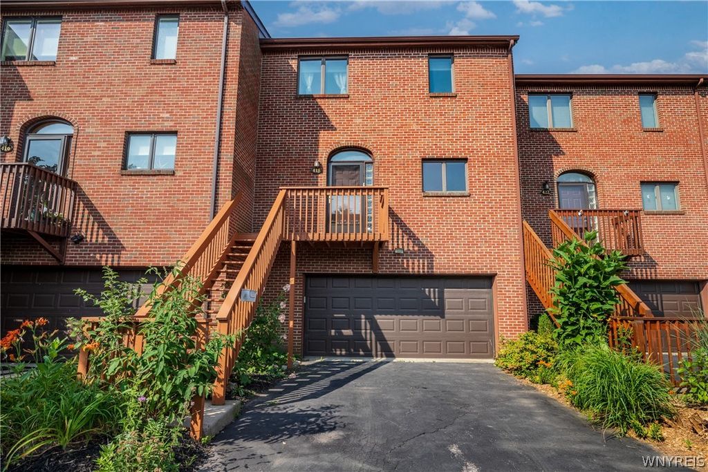418 Lakefront Boulevard, Buffalo, NY 14202