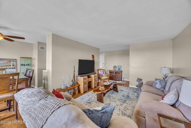 510 Deal Lake Drive 6B, Asbury Park, NJ 07712