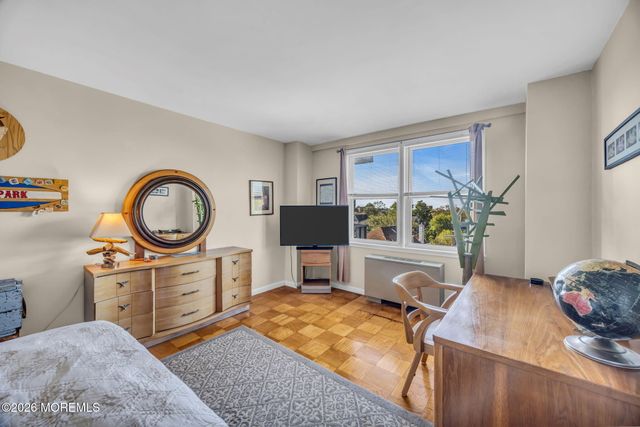 510 Deal Lake Drive 6B, Asbury Park, NJ 07712