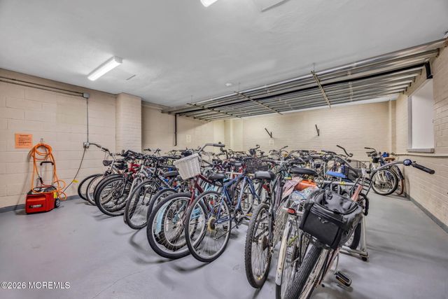 510 Deal Lake Drive 6B, Asbury Park, NJ 07712