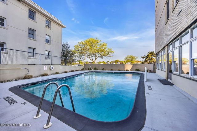 510 Deal Lake Drive 6B, Asbury Park, NJ 07712