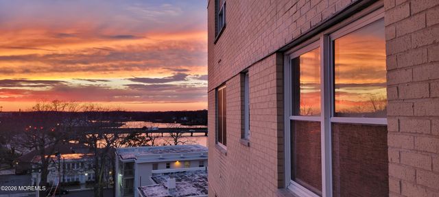 510 Deal Lake Drive 6B, Asbury Park, NJ 07712