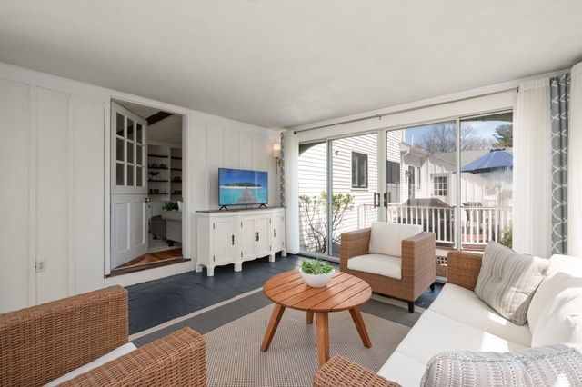 24 Indian Tree Lane, Reading, MA 01867