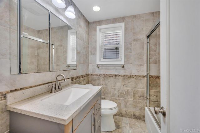 374 Rockaway Parkway, Valley Stream, NY 11580