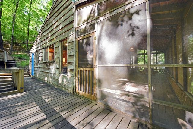 214 Sourwood Drive, Blue Ridge, GA 30513
