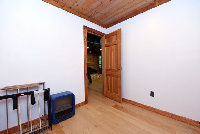 214 Sourwood Drive, Blue Ridge, GA 30513