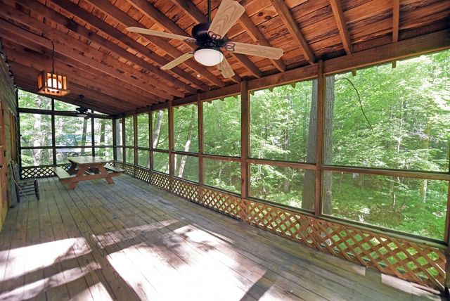 214 Sourwood Drive, Blue Ridge, GA 30513