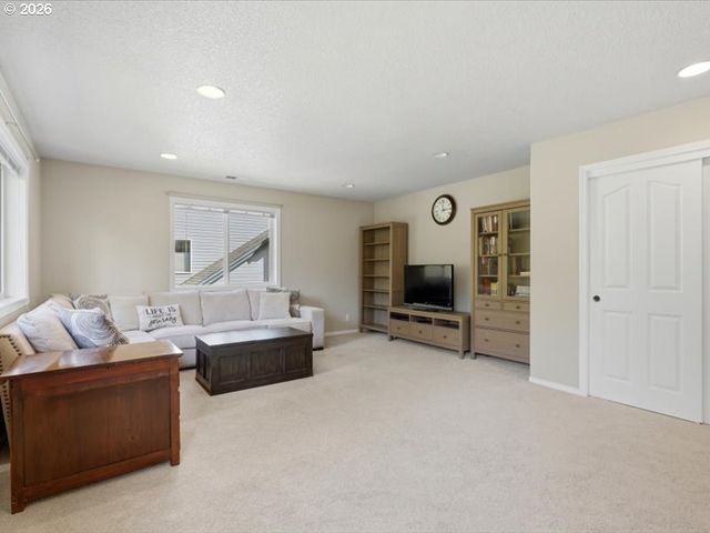 448 Se 24TH Ave, Hillsboro, OR 97123